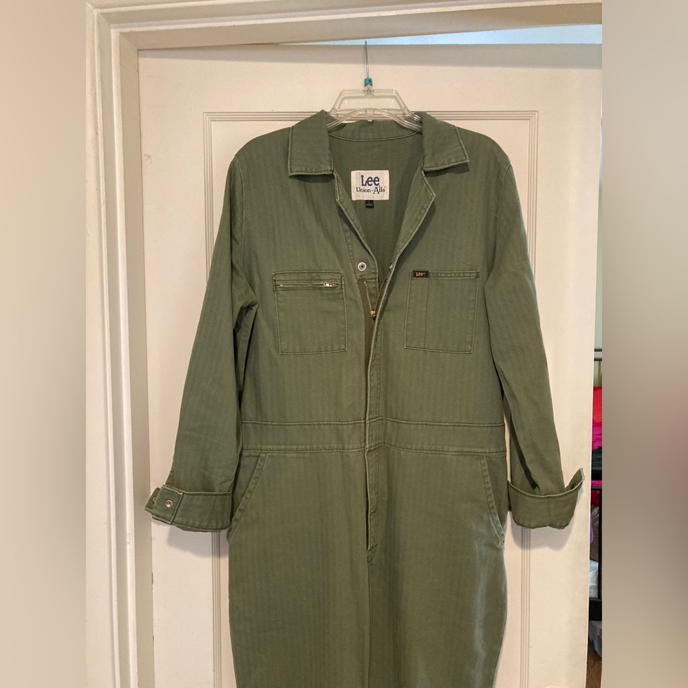 Lee Modern Unionall Jumpsuit in Vintage Olive Size Large NEW WITHOUT TAGS